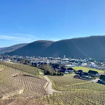 Zur Alten Schmiede * Winningen